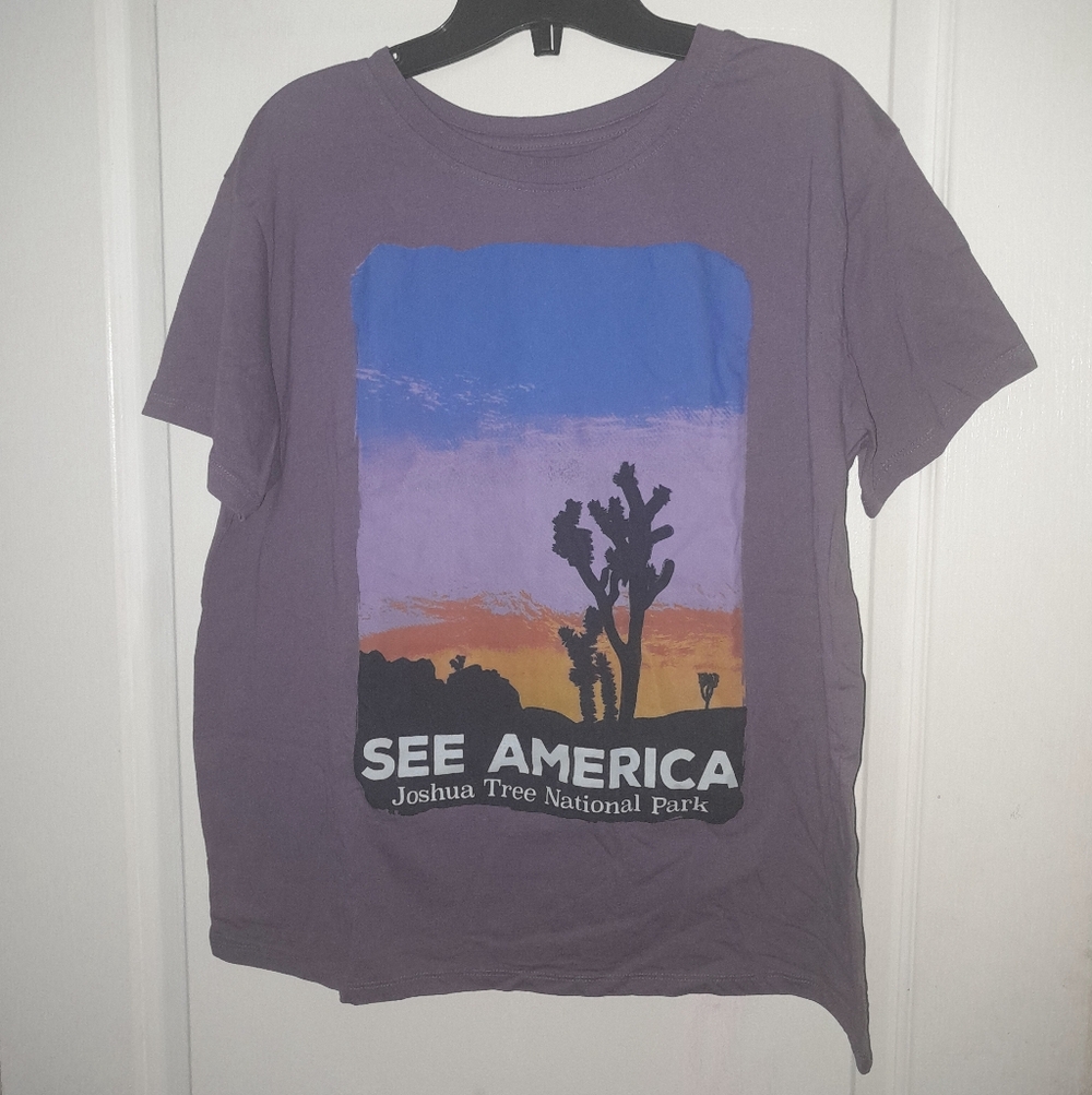 SEE AMERICA Joshua Tree Graphic Tee - Purple